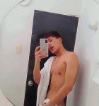 Hola, soy Adrian.
Soy un chico joven, atractivo con buen cuerpo, educado y limpio
buena energía y trato bien.
Me gusta que todo sea cómodo y con buena vibra.
Ofrezco encuentros agradables donde puedas disfrutar de una experiencia diferente
Soy atento y respetuoso y me encanta disfrutar de momentos únicos Ideal para momentos de compañía o algo más...